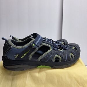 Merrell Black and Green Outdoor Sandals